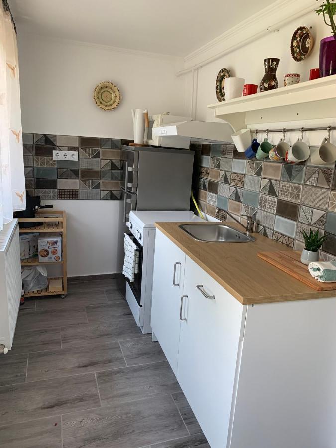 Dalia Apartman Gyoemro Dış mekan fotoğraf
