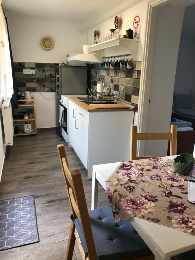 Dalia Apartman Gyoemro Dış mekan fotoğraf