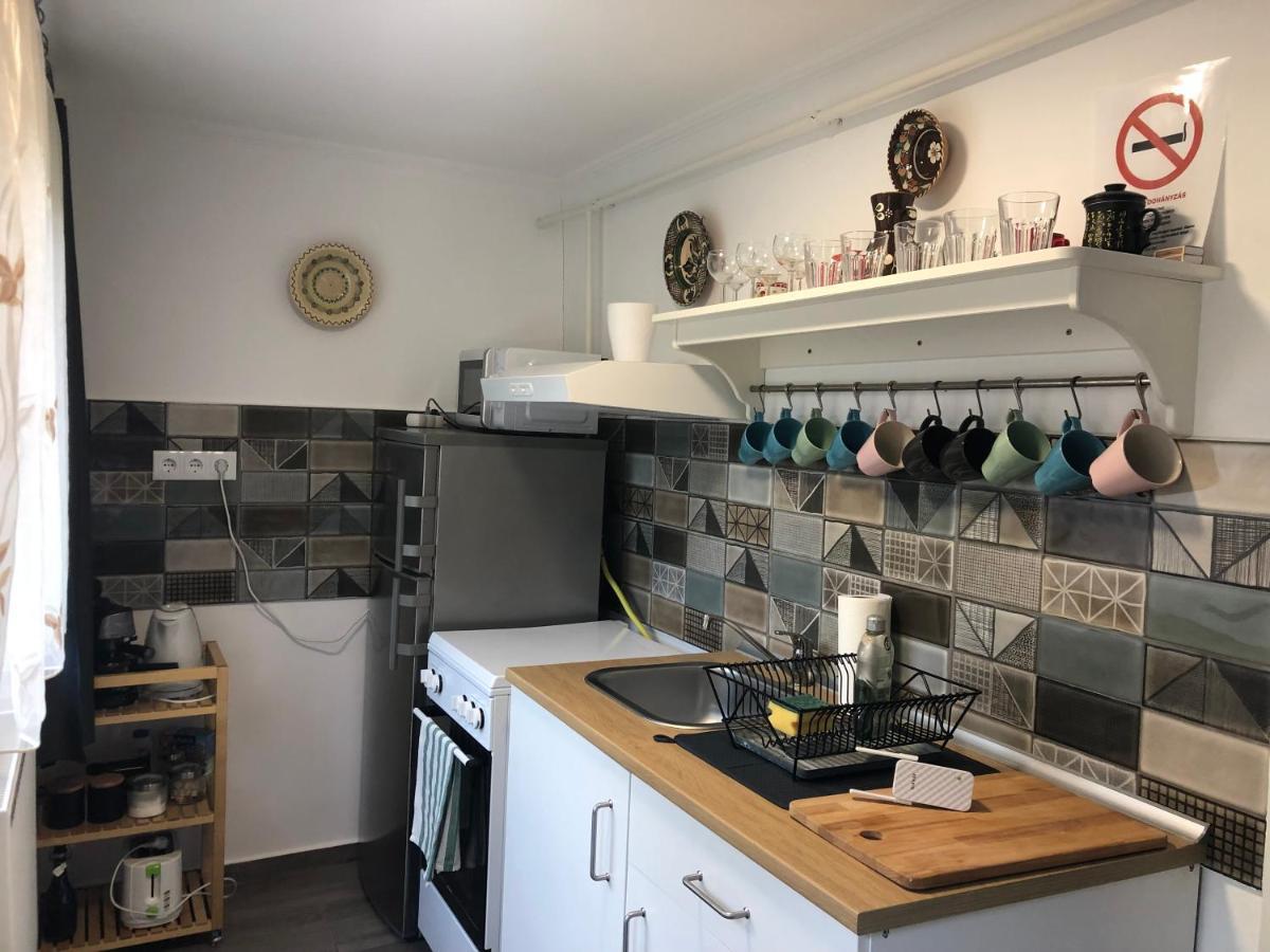 Dalia Apartman Gyoemro Dış mekan fotoğraf